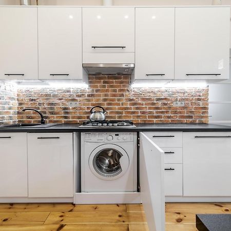 Inshiapartments On Teodora Square إلفيف المظهر الخارجي الصورة