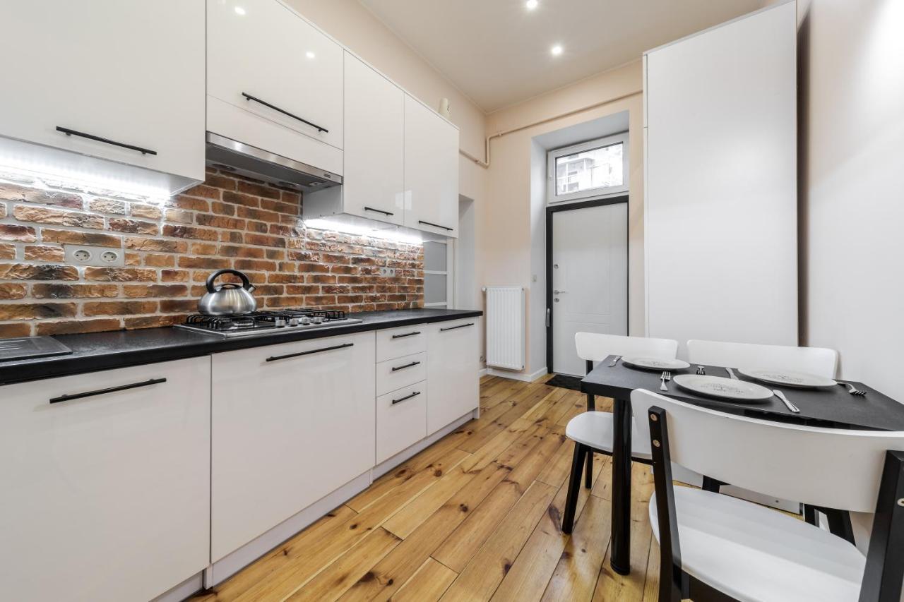 Inshiapartments On Teodora Square إلفيف المظهر الخارجي الصورة